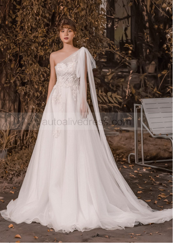 One Shoulder Beaded Ivory Lace Tulle Wedding Dress